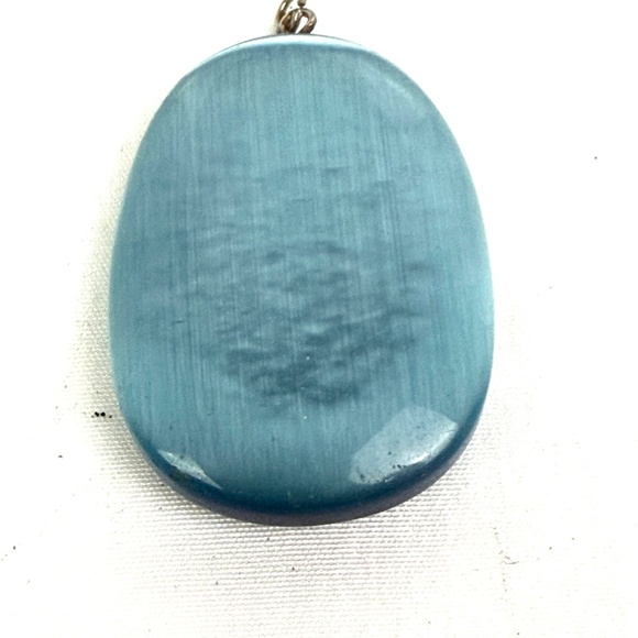 Blue Cat’s Eye Stone Pendant | Oval Shimmer Gem Pendant | Vintage Silver Tone Je - Picture 3 of 11